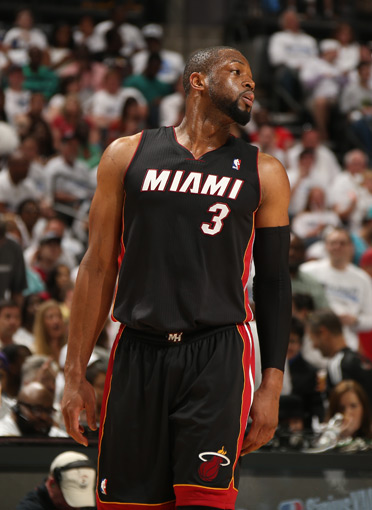 24胜15负，逆袭打脸杜兰特！太阳豪取重磅交易大丰收