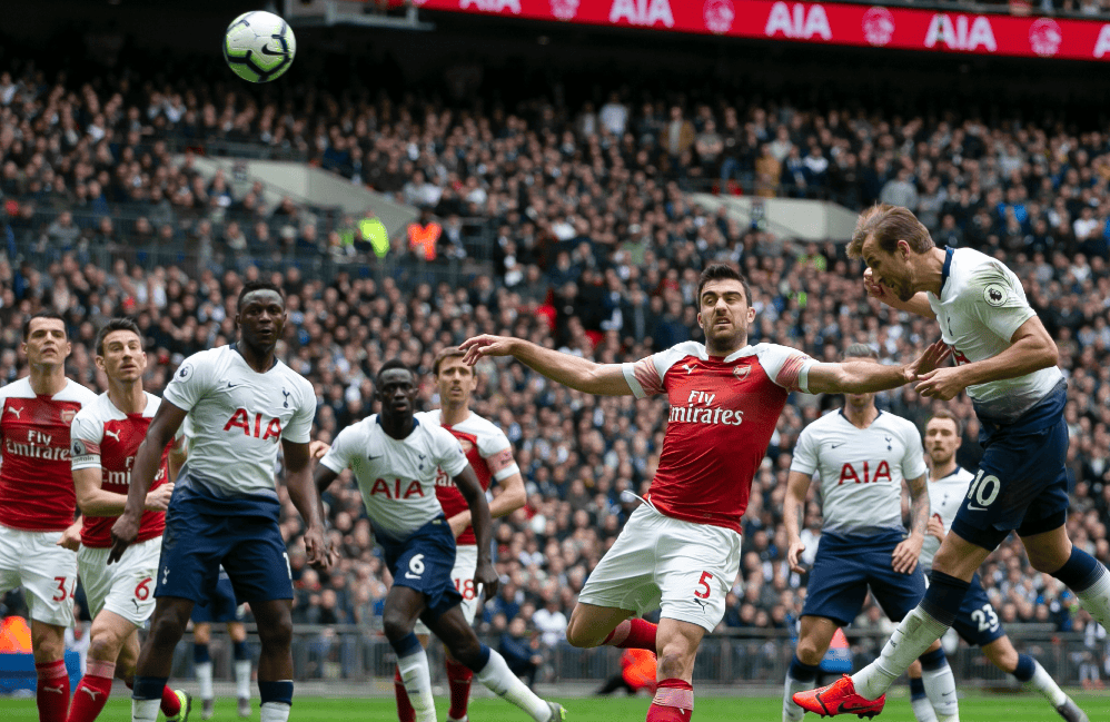 记者：巴黎原则上同意让尤文在下赛季继续租借穆阿尼