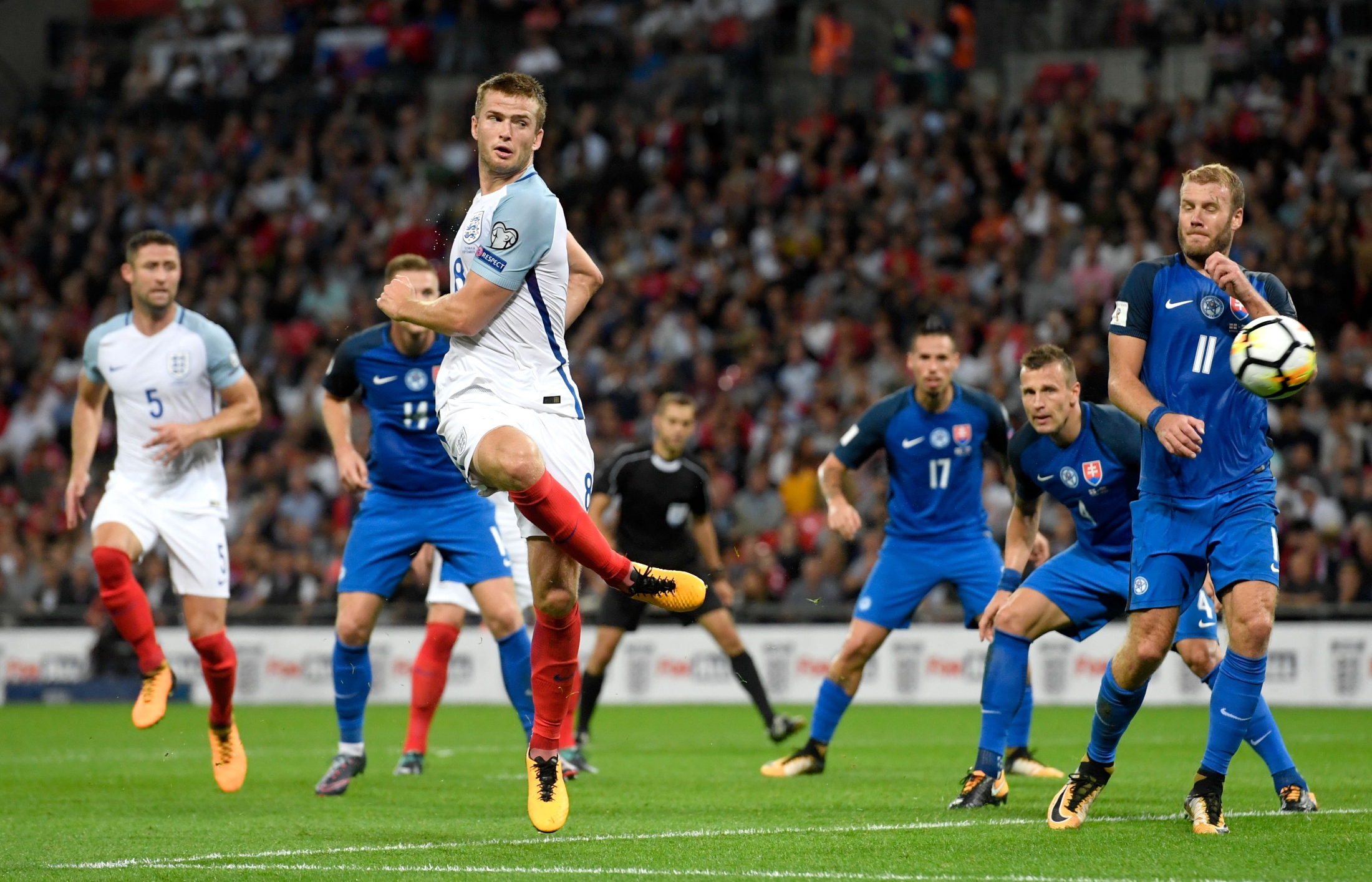 中超再迎1名准世界杯国脚：深圳锁定29岁前欧冠主力外援