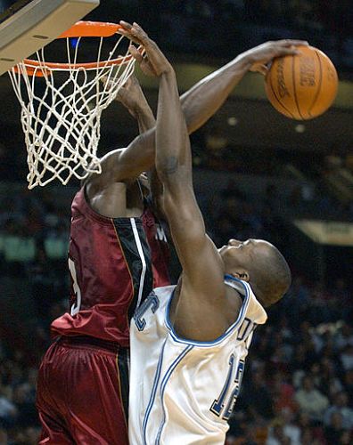 ESPN：本赛季自开局0胜2负以后火箭就没有再出现过连败