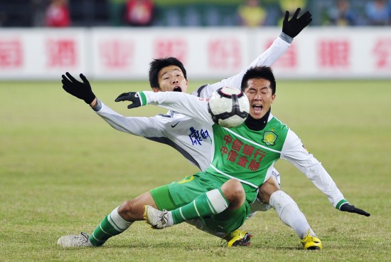广厦广东并驾齐驱，豪门掉队，山东7连胜反超辽宁，黑马持续爆冷