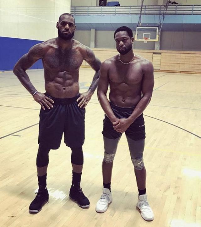 荣耀·2025：星光璀璨 星河灿烂